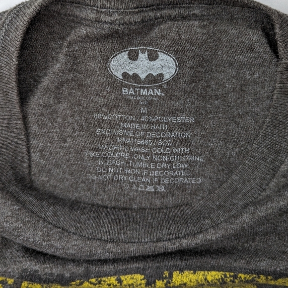 Batman T-shirt, men's medium - Picture 4 of 4
